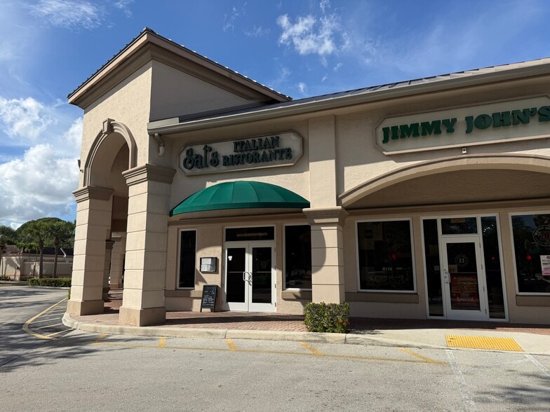 More Photos Of 861 Yamato Rd, Boca Raton General Retail For Lease