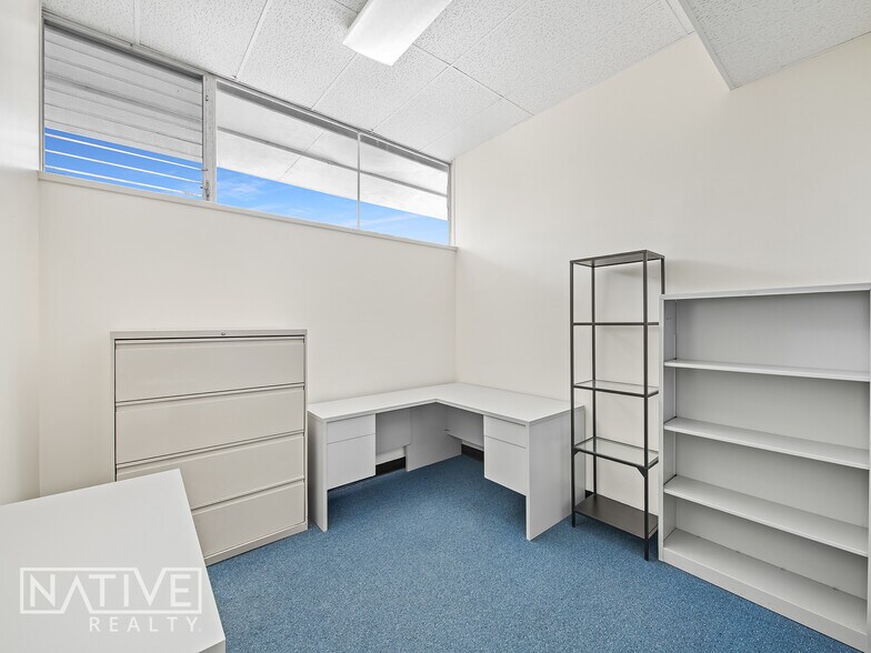 More Photos Of 2700 E Oakland Park Blvd, Fort Lauderdale Office For Sale