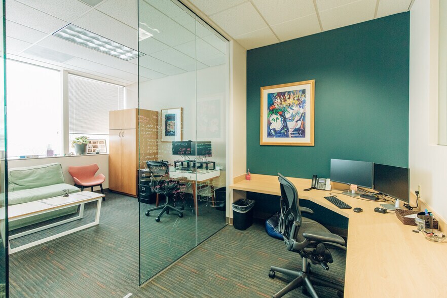 More Photos Of 150-220 SW Harrison St, Portland Loft Creative Space For Lease