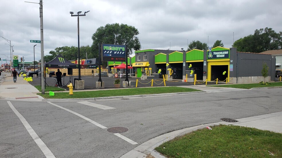 More Photos Of 801 W Roosevelt Rd, Maywood Carwash For Sale