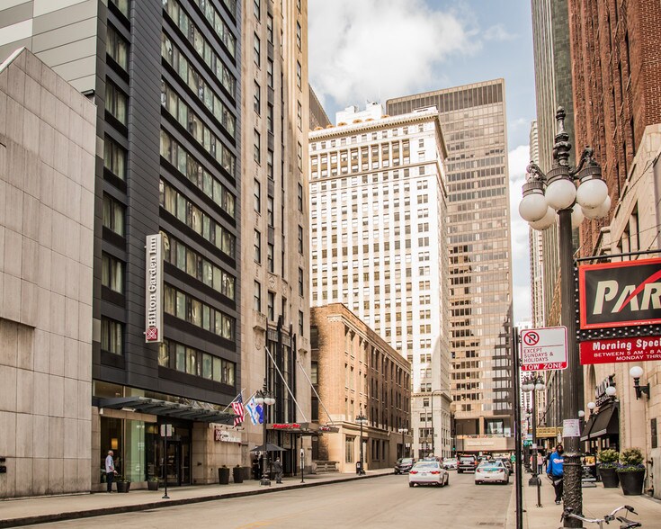 More Photos Of 66 E Wacker Pl, Chicago Hotel For Lease