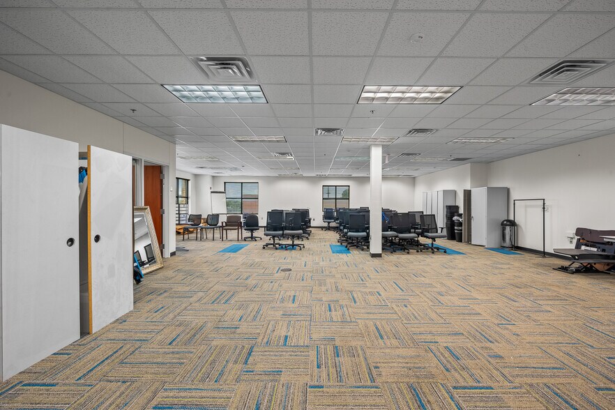 More Photos Of 7202 Slide Rd, Lubbock Medical For Lease