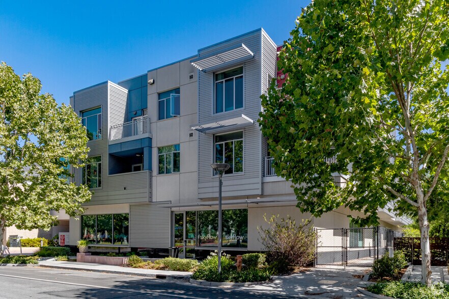 More Photos Of 195 Page Mill Rd, Palo Alto Apartments For Lease
