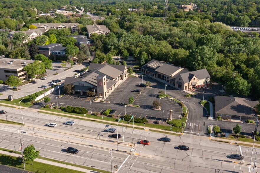 More Photos Of 12900-12960 W Bluemound Rd, Elm Grove General Retail For Lease
