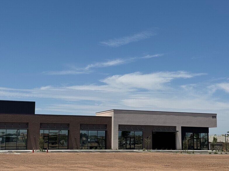 More Photos Of 2366 S Higley Rd, Gilbert Storefront For Lease