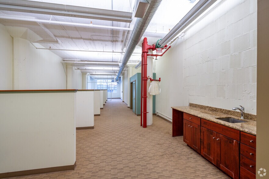 Photo of 4th Floor Ste 408