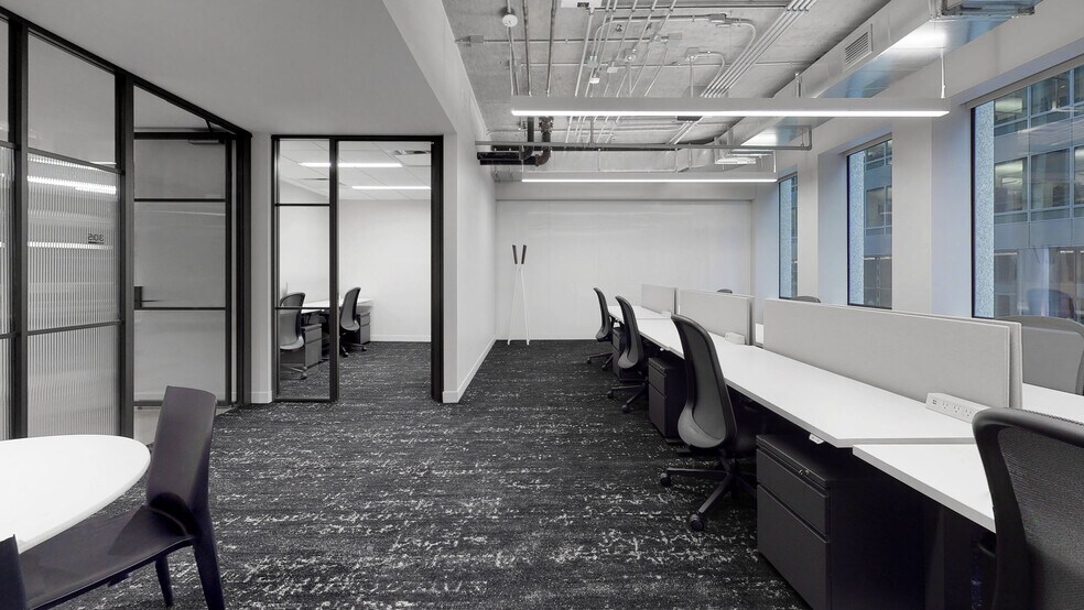 More Photos Of 311 W Monroe St, Chicago Office For Lease