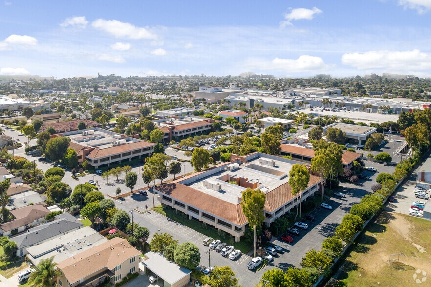 More Photos Of 260 Maple Ct, Ventura Unknown For Lease