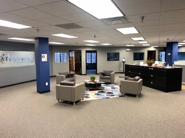 More Photos Of 3730 S Elizabeth St, Independence Medical For Lease