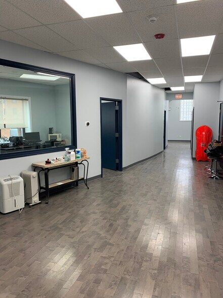 More Photos Of 3801-3809 N Elston Ave, Chicago Industrial For Lease