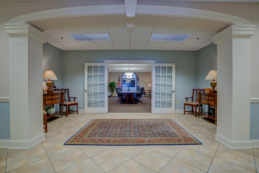 Primary Photo Of Pheasant Ridge Road, Roanoke Office For Lease