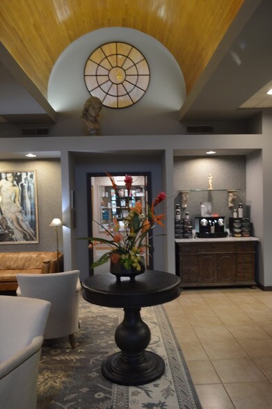 More Photos Of 1121 1st St S, Winter Haven Medical For Sale
