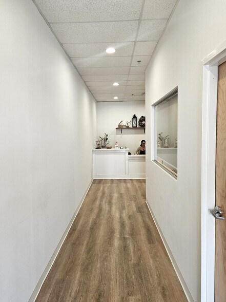 More Photos Of 704 W Nields St, West Chester Storefront For Lease