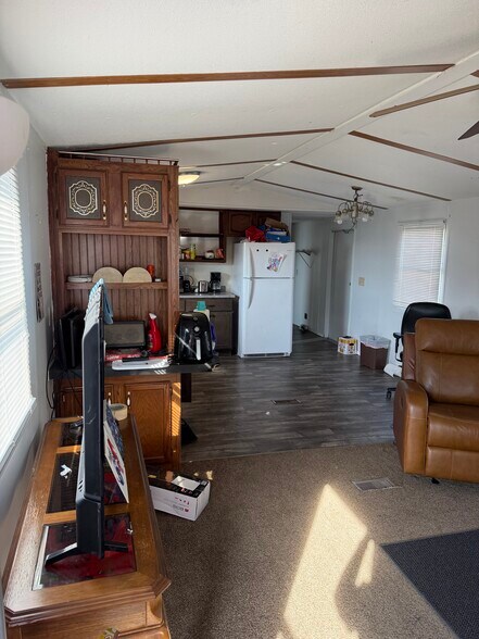More Photos Of 2902 Clay St, De Soto Manufactured Housing Mobile Home Park For Sale