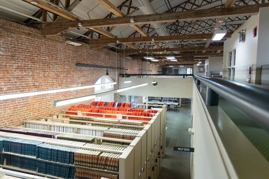 More Photos Of 81 Mary St, Charleston Office For Lease