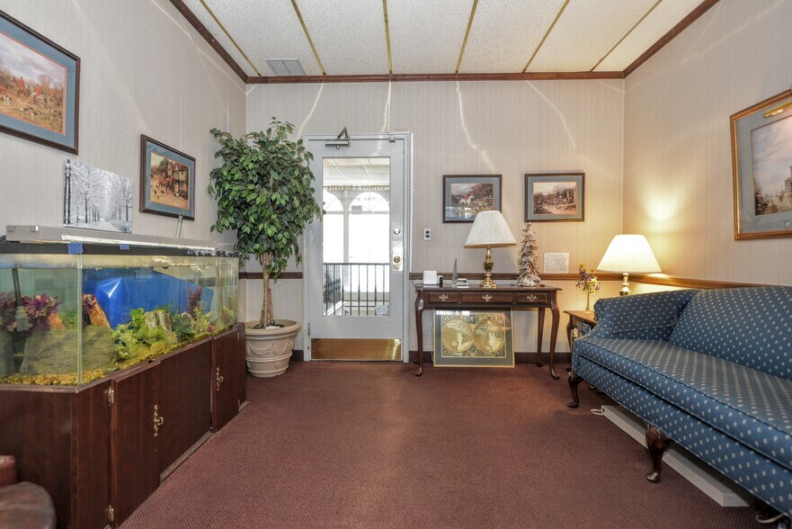 More Photos Of 354 State St, Hackensack Medical For Lease