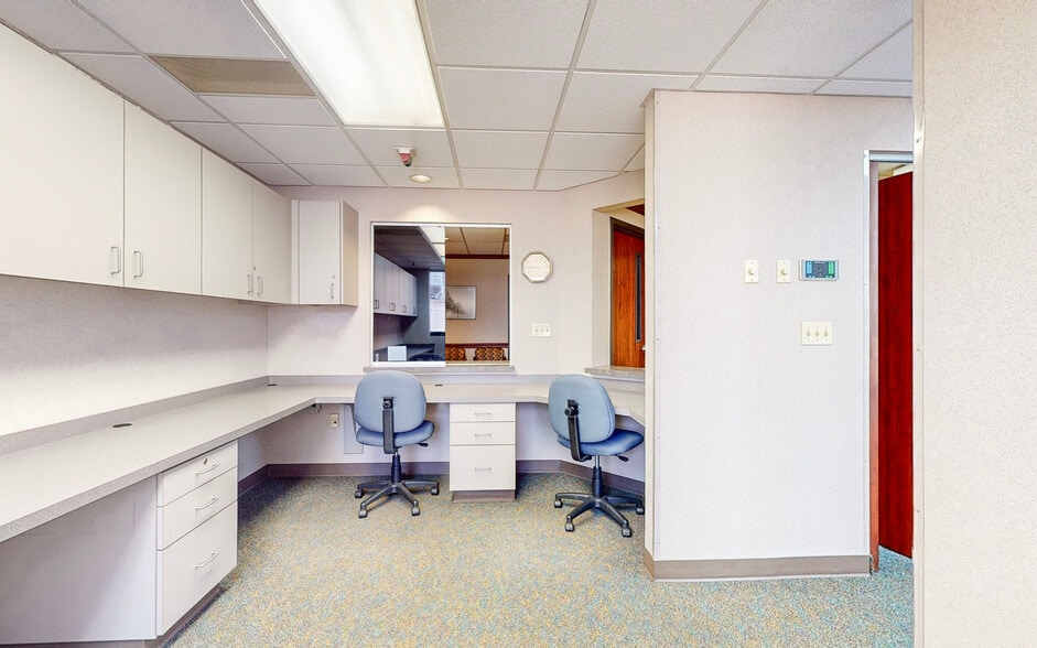 More Photos Of 4000 Johnson Rd, Steubenville Healthcare For Sale
