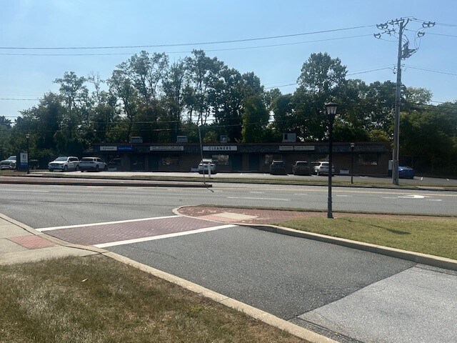 More Photos Of 3920 Kennett Pike, Wilmington Storefront For Lease