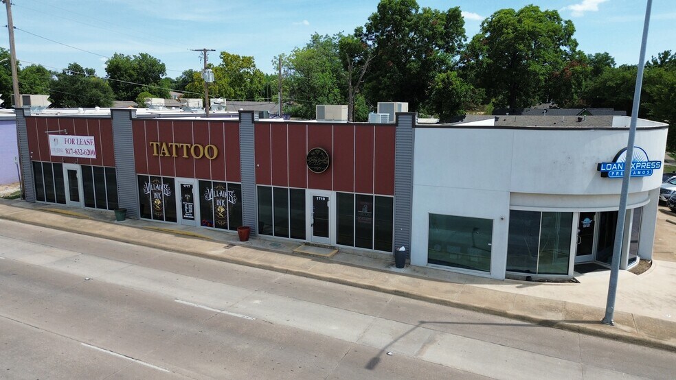 More Photos Of 1715-1721 W Berry St, Fort Worth Storefront Retail Office For Sale