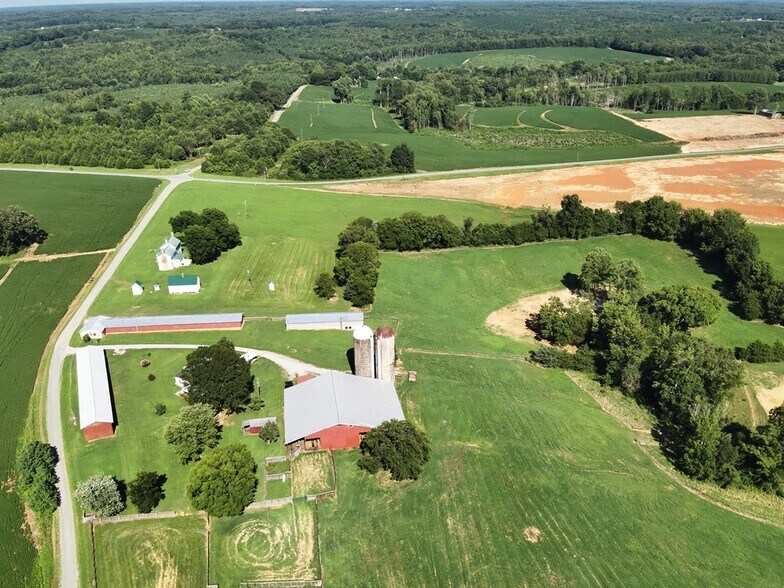 More Photos Of 4087 Coleman Dr, Alton Specialty For Sale