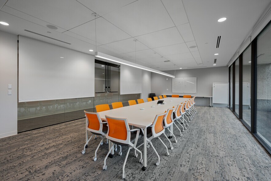 More Photos Of 3340 Perimeter Hill Dr, Nashville Office For Lease