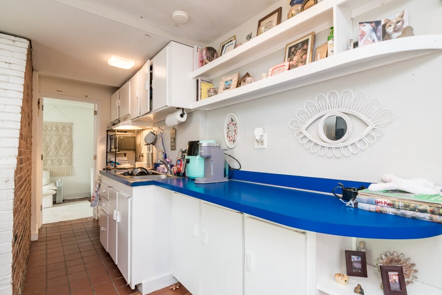 More Photos Of 81 Bridge St, Northampton Multifamily For Sale