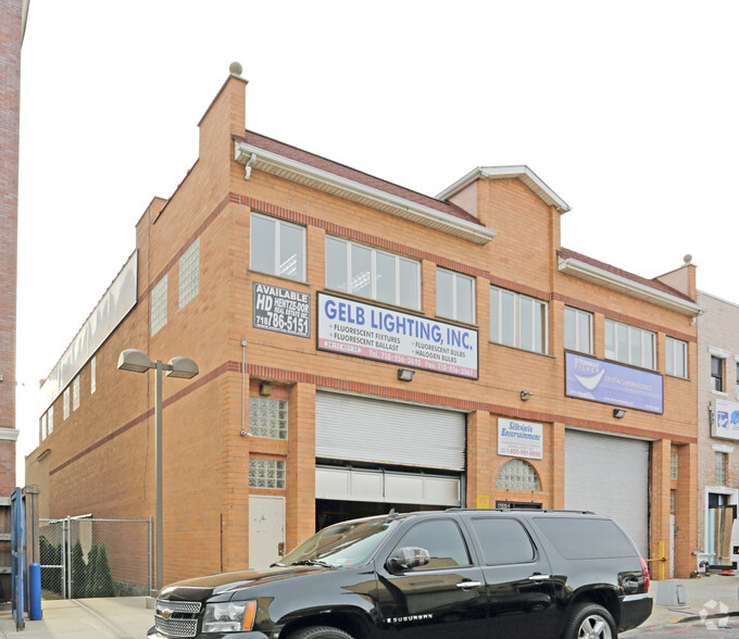 Primary Photo Of 24-13 45th St, Astoria Warehouse For Lease