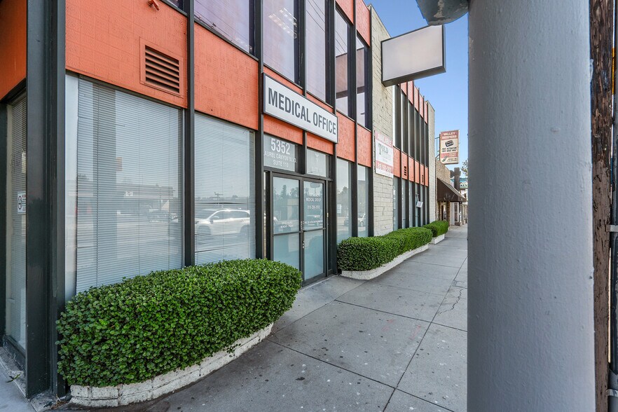 More Photos Of 5352 Laurel Canyon Blvd, North Hollywood Medical For Lease