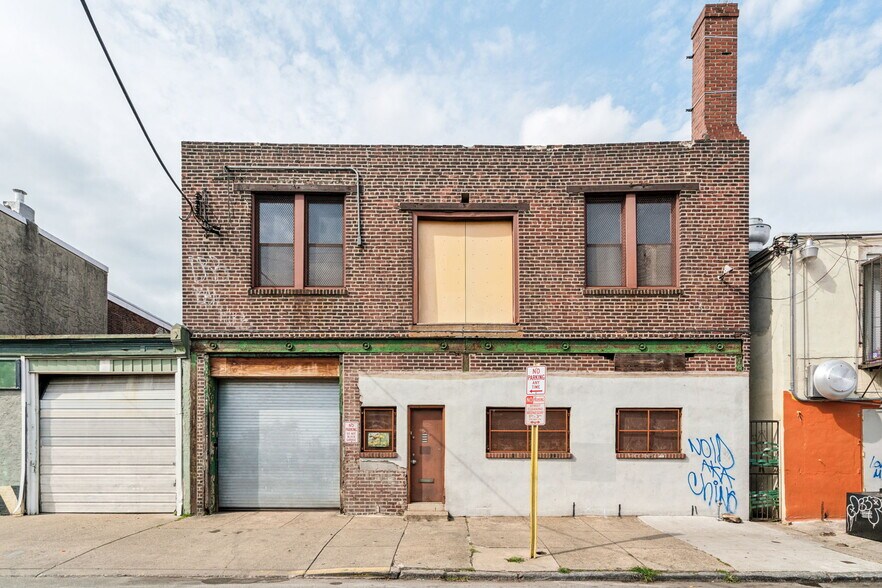 More Photos Of 2822-2824 Jasper St, Philadelphia Warehouse For Sale