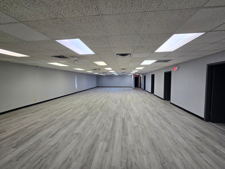 More Photos Of 2408 S 37th St, Temple Office For Sale