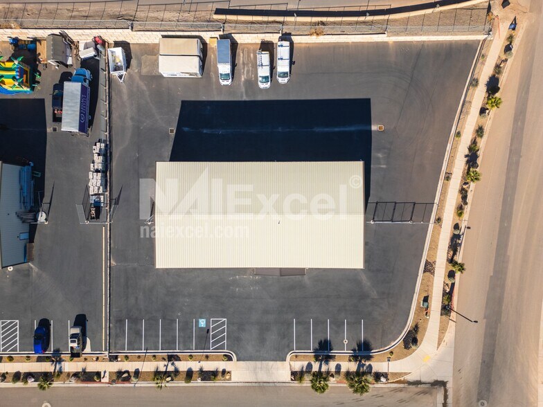 More Photos Of 5682 W 670 S, Hurricane Warehouse For Sale