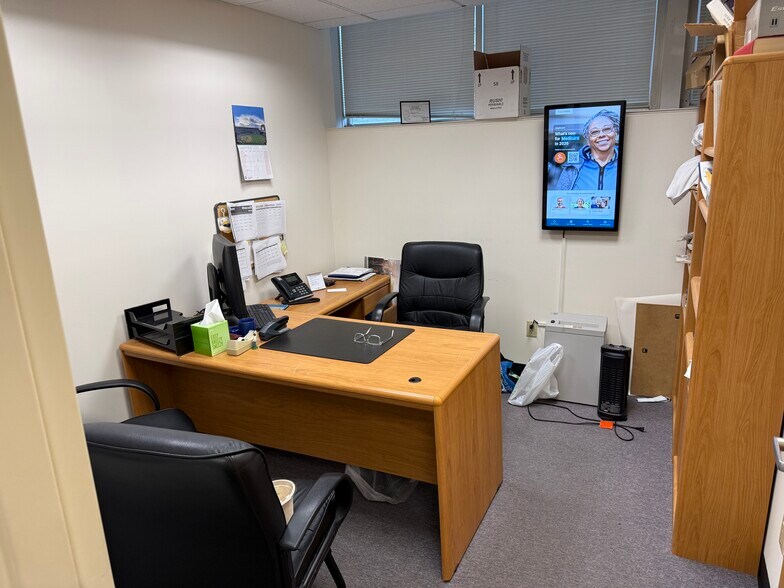 More Photos Of 250 Patchogue Yaphank Rd, East Patchogue Medical For Sale