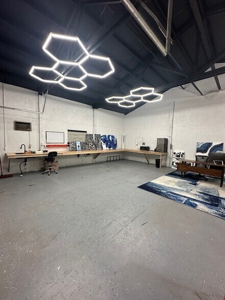 More Photos Of 9494 N Government Way, Hayden Office For Lease