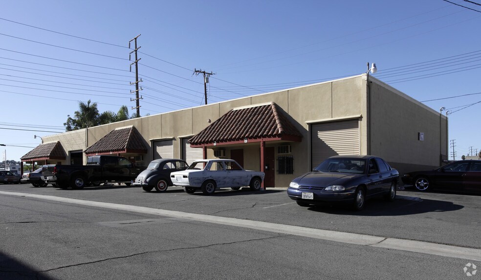 More Photos Of 601 E Lambert Rd, La Habra Warehouse For Lease