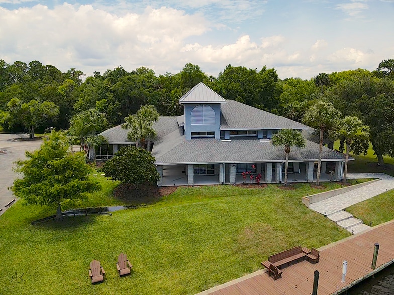 More Photos Of 1 Yacht Club Dr, Palm Coast Restaurant For Sale
