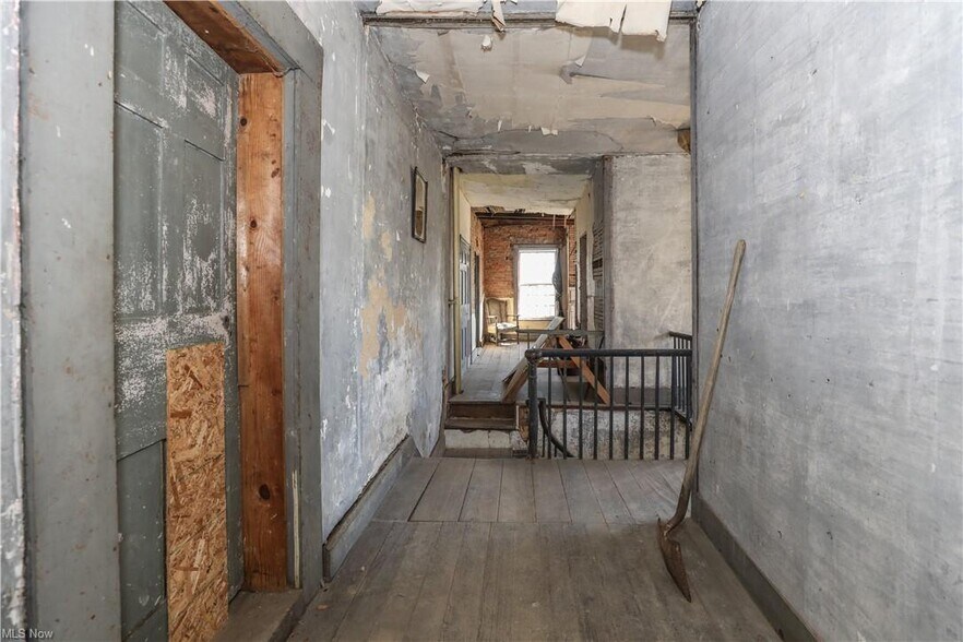 More Photos Of 9401 Tallmadge Rd, Diamond Hotel For Sale