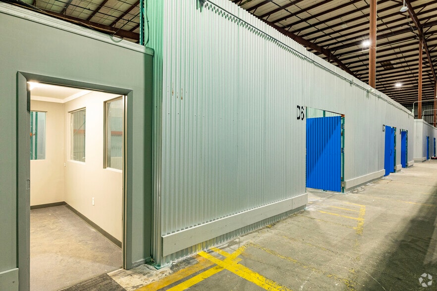 More Photos Of 5806 N 53rd St, Tampa Distribution For Lease