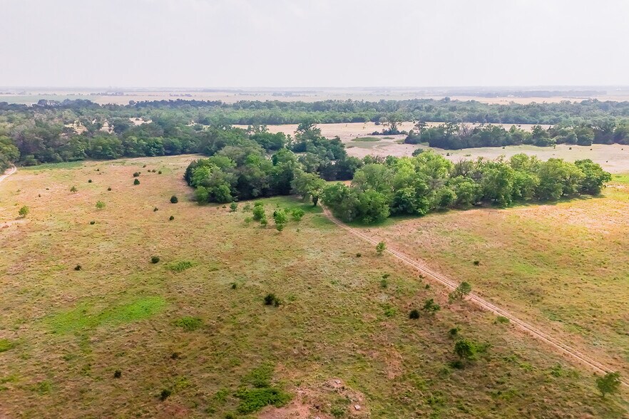 More Photos Of 9111 Long View Road, Burrton Land For Sale