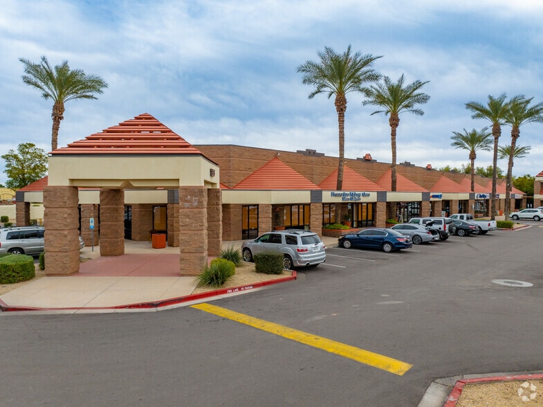 More Photos Of 1515-1555 N Gilbert Rd, Gilbert Unknown For Lease