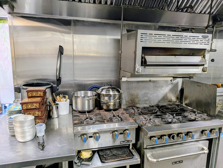 More Photos Of 141-145 N Atlantic Blvd, Monterey Park Restaurant For Lease