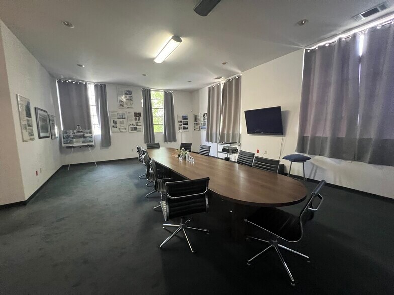 More Photos Of 805 S Shamrock Ave, Monrovia Loft Creative Space For Sale