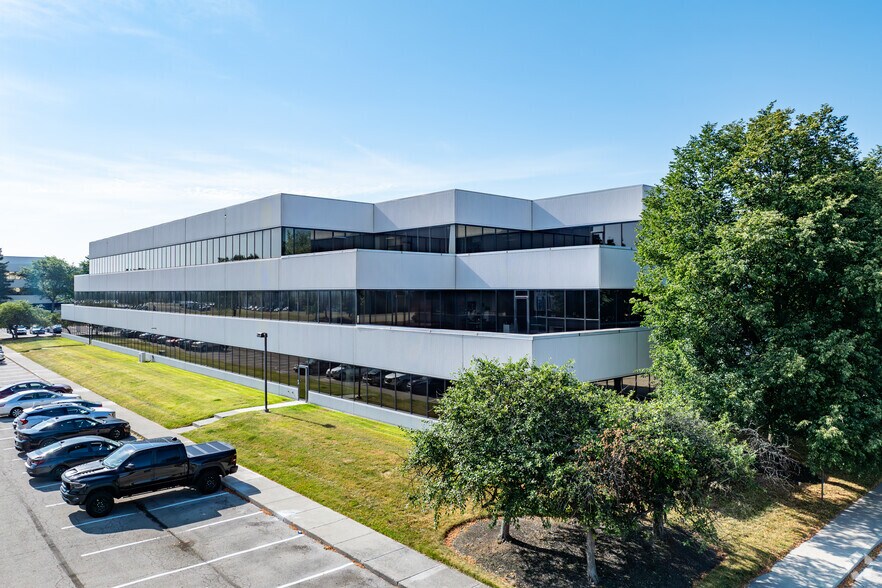 More Photos Of 100 E Campus View Blvd, Columbus Unknown For Lease