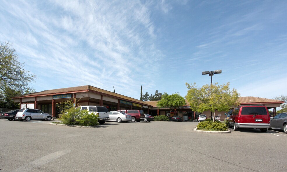 More Photos Of 500 Cirby Way, Roseville General Retail For Sale