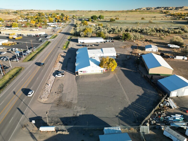 More Photos Of 1720 Main St, Lander Warehouse For Sale