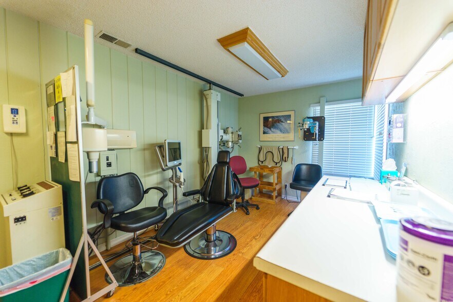 More Photos Of 919 E Grand Ave, Escondido Medical For Sale