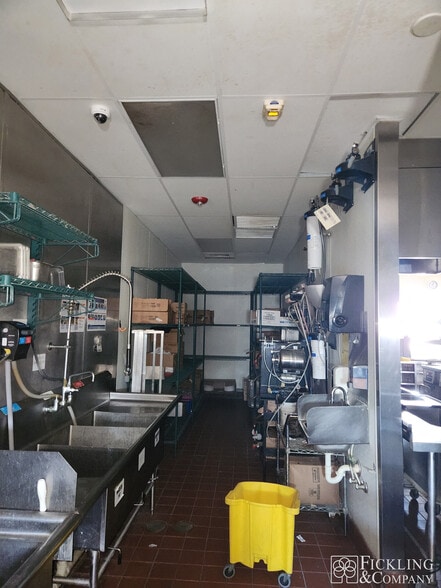 More Photos Of 1508 Sam Nunn Blvd, Perry Restaurant For Sale