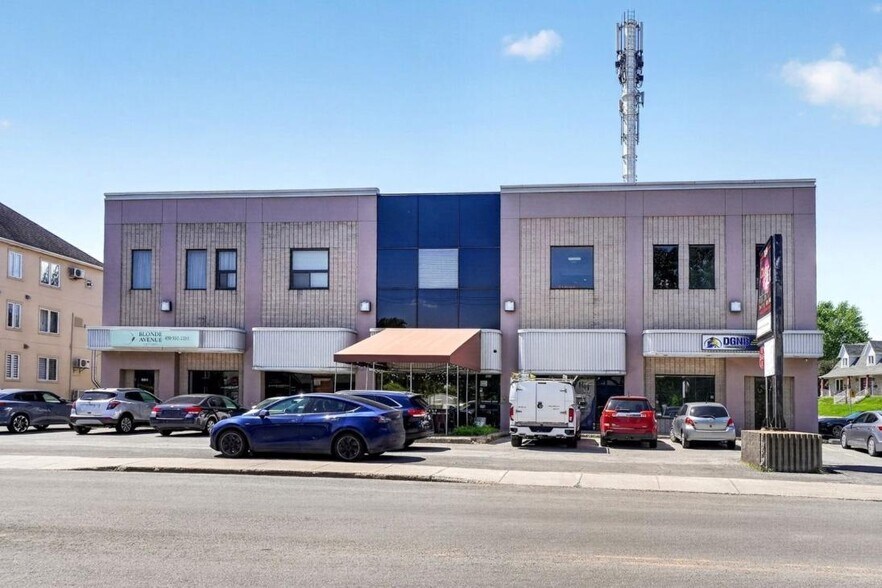 More Photos Of 1011 Rue Notre-Dame, Repentigny Storefront Retail Office For Lease