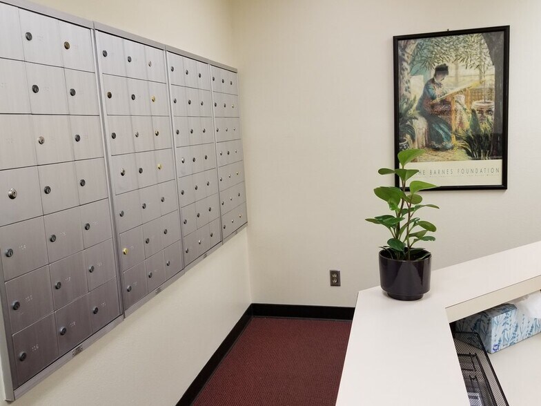 More Photos Of 517 N Mountain Ave, Upland Office For Lease