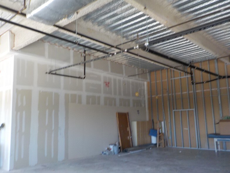 More Photos Of 5700 N Exp 77/83, Brownsville Medical For Lease
