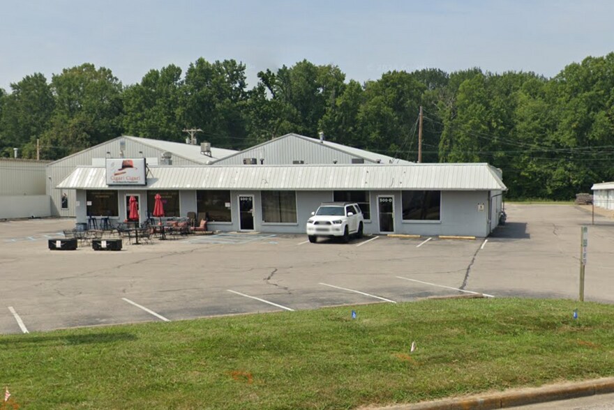 More Photos Of 500 N Congress Ave, Evansville Warehouse For Sale